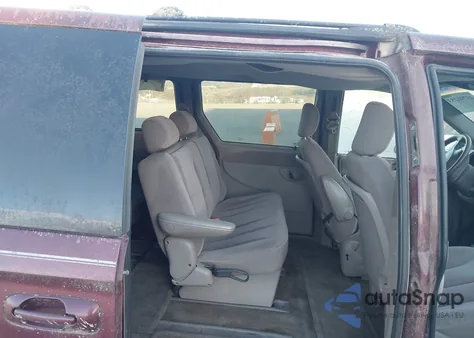 2001 Chrysler Town & Country Lx from USA, damaged, VIN 2C4GP44381R335682